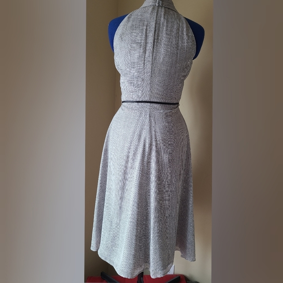 Classy, Sexy and Sophisticated Dress - Picture 2 of 3